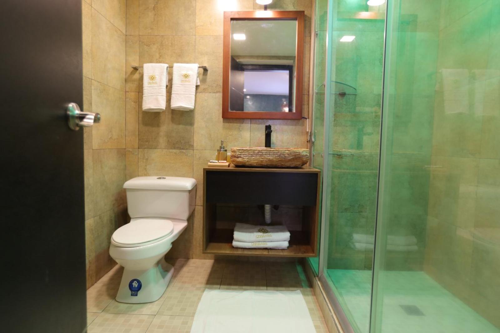 كويتو Chakana Hotel Boutique Mariscal الغرفة الصورة